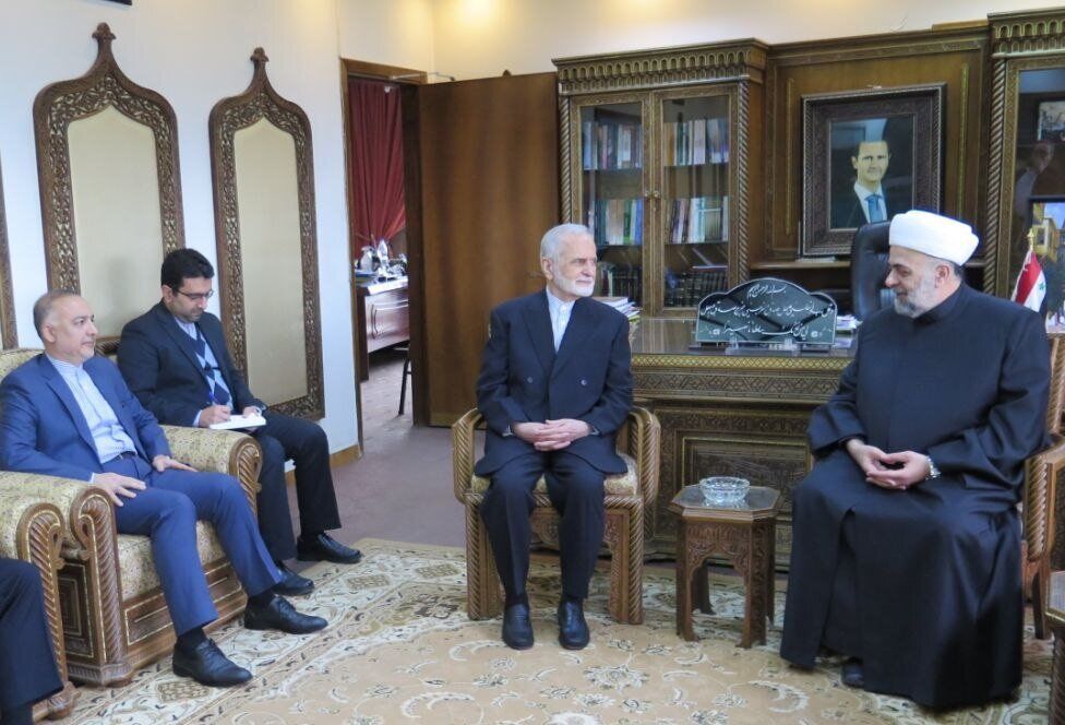«کمال خرازی» با وزیر اوقاف سوریه دیدار و گفتگو کرد