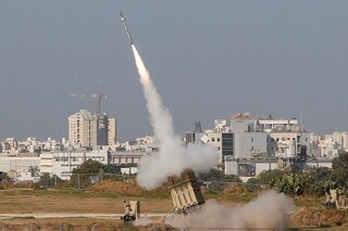 شنیده شدن صدای انفجارهای قوی در آسمان غزه و فعال شدن گنبد آهنین