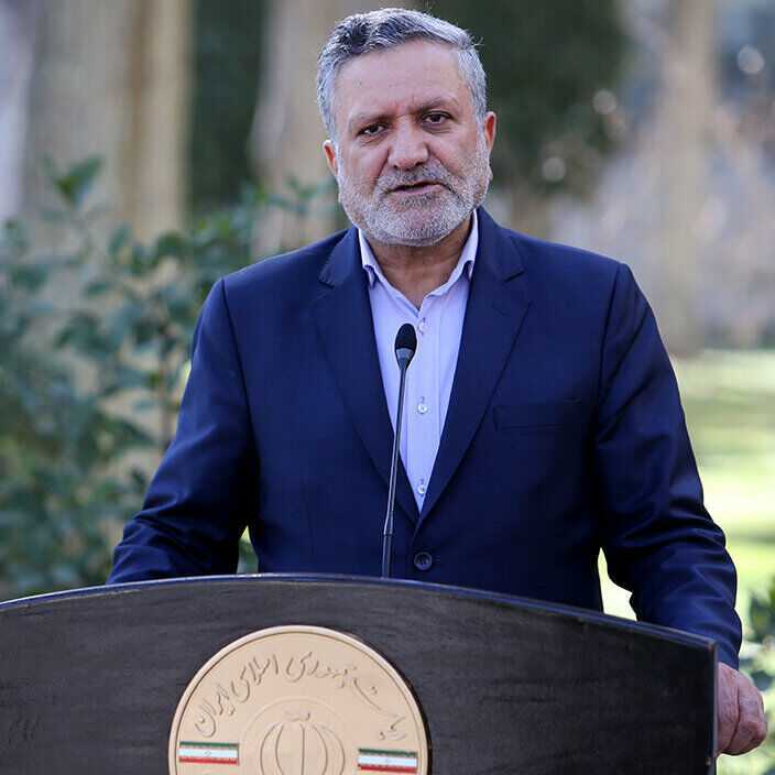 هدف‌گذاری ایجاد اشتغال در سال جدید بیش از ۱۴۰۱/ دولت برنامه‌ای برای قطع یارانه نقدی ندارد