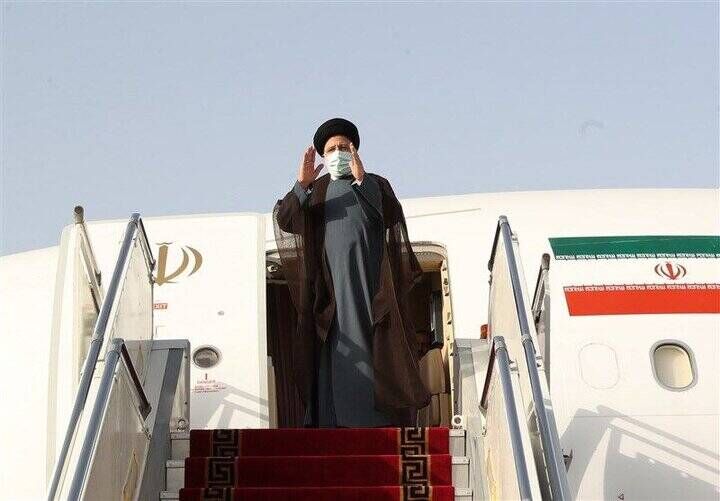 رئیس جمهور وارد فرودگاه کنارک شد