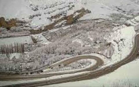 جاده‌های خراسان رضوی لغزنده و مه آلود است