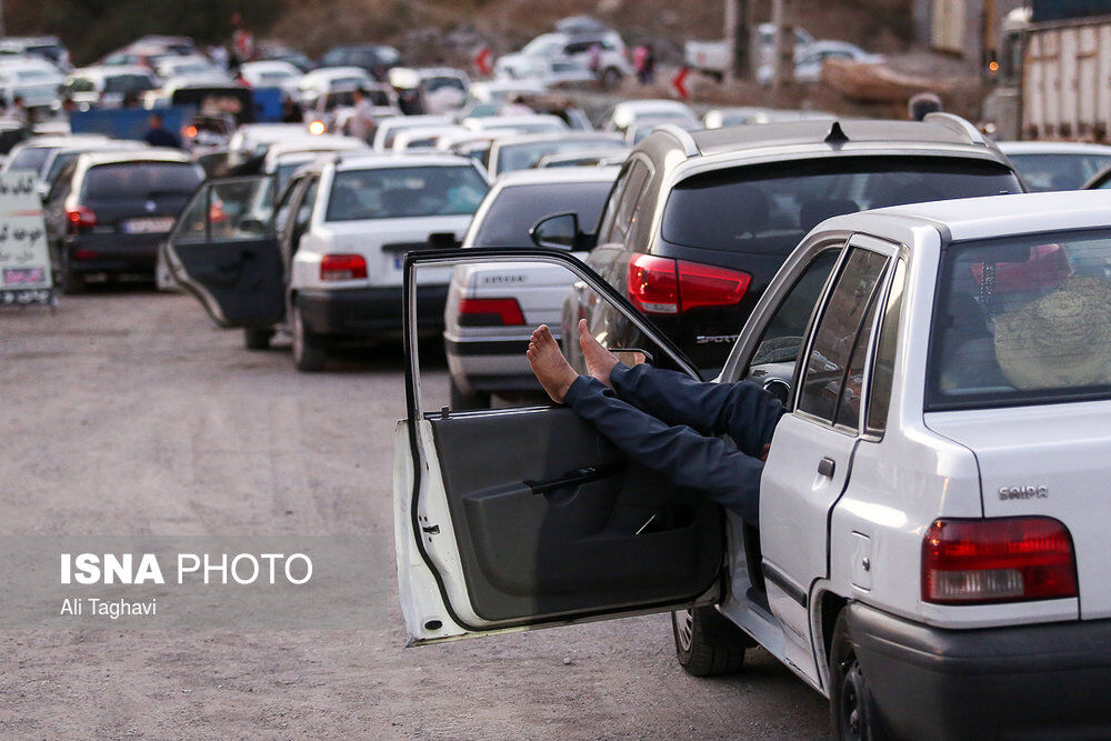 جدیدترین وضعیت ترافیکی جاده‌های کشور/ انباشت ۴۰۰ هزار خودرو در استان‌های گیلان و مازندران