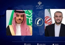 گفتگوی تلفنی وزرای خارجه ایران و عربستان