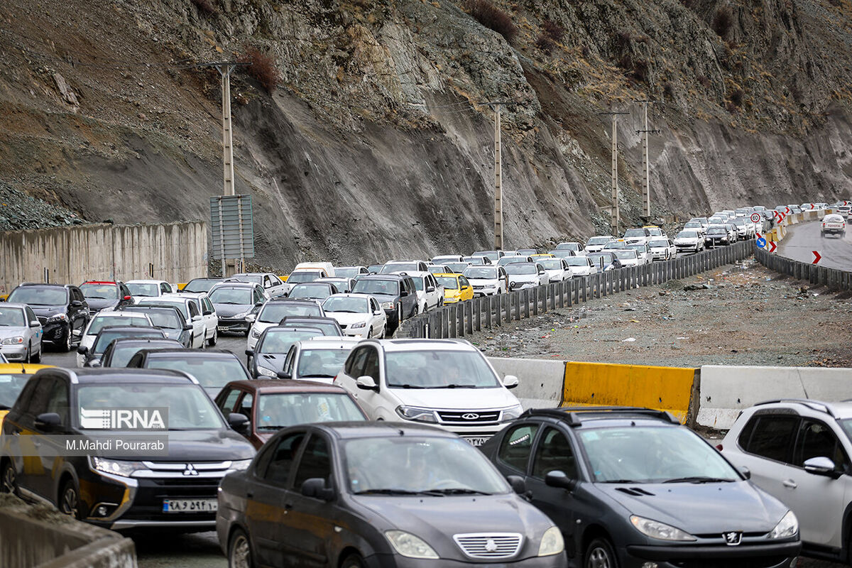 ترافیک سنگین در محور چالوس و هراز/ تردد روان در آزادراه قزوین-رشت