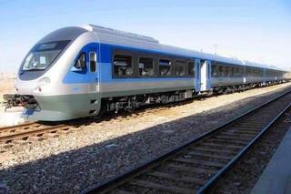 قطار پُرسرعت اصفهان-قم-تهران بر روی ریل تامین اعتبار و پیشرفت