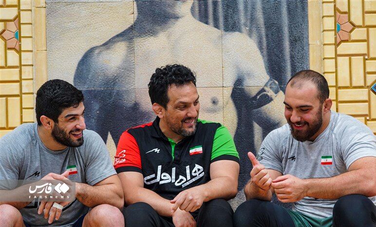 آرامش در اردوی تیم ملی کشتی/ خوش و بش زارع و قاسمپور با حضور درستکار +عکس