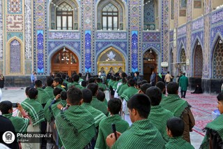 حرم مطهر رضوی میزبان ۳۰۰۰ دانش آموز مدارس حاشیه شهر