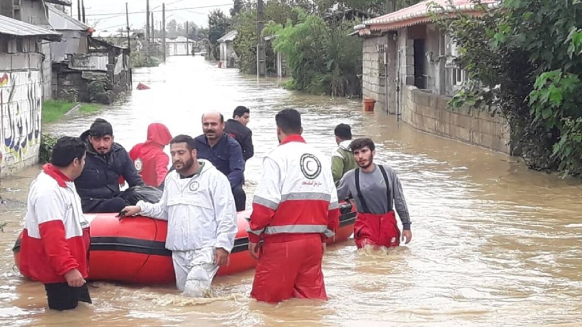 امدادرسانی به ۱۲۳۲ نفر متاثر از سیل و آبگرفتگی در ۱۴ استان