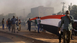 ادامه درگیری‌ها در سودان/ انحلال نیروهای واکنش سریع و حملات هوایی ارتش در «ام درمان»