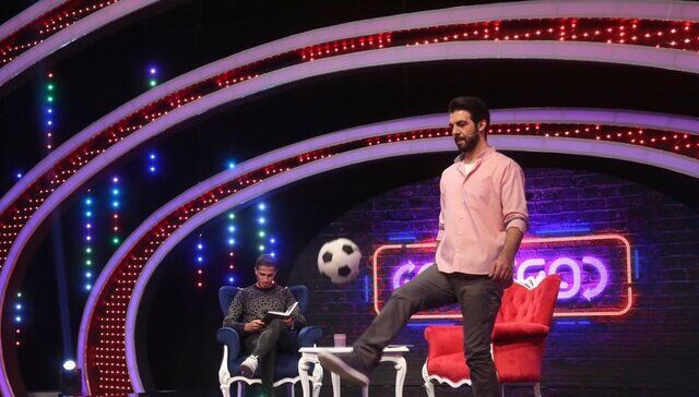 عبدالله روا: خودم را موظف می دانم مردم را شاد کنم