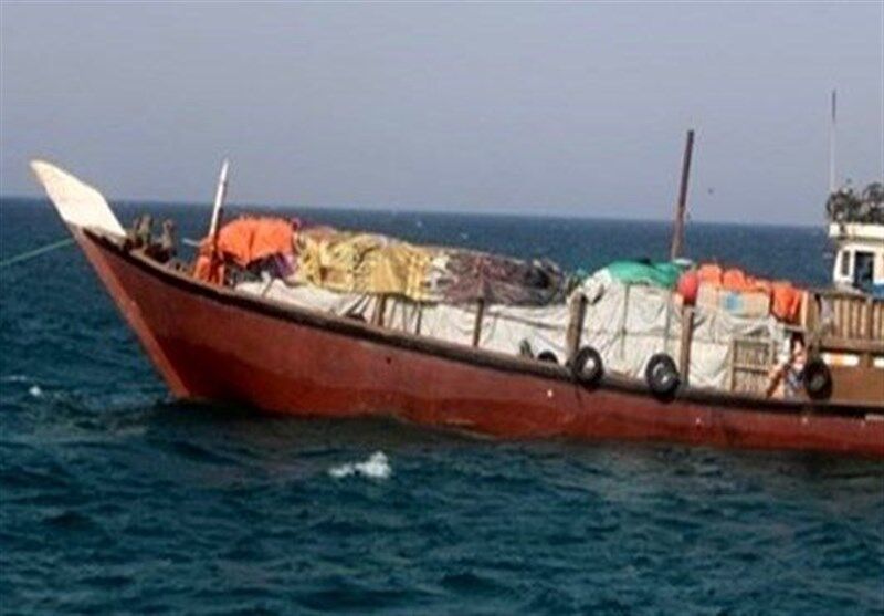 توقیف یک شناور با ۳۵ میلیارد تومان کالای قاچاق در استان بوشهر