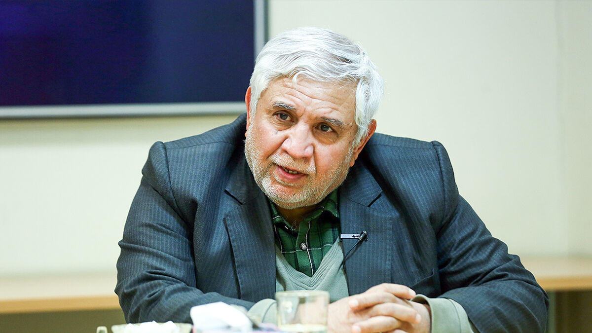 باکو در دام بازی قدرت کاذب رژیم جعلی