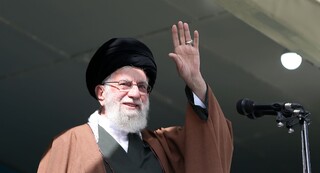 رهبر معظم انقلاب: مشکلات بزرگ کشور را می‌شود با اراده قوی برطرف کرد/ مردم و مسئولان از حواشی بپرهیزند و روی مسائل اساسی تمرکز کنند