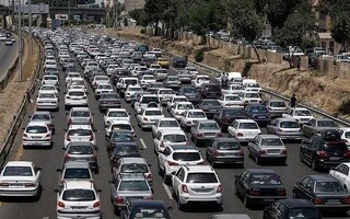 ترافیک پرحجم در ورودی و خروجی های مشهد / ۵۴۶ فقره تصادف خسارتی رخ داده است