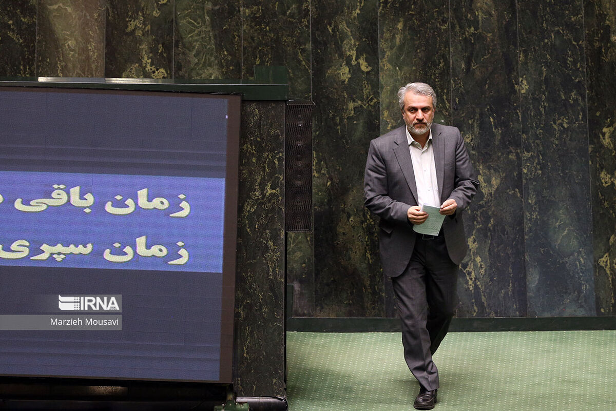 انجمن صنفی تولیدکنندگان لوازم صوتی و تصویری: عمده مشکلات صنعت مربوط به اقتصاد کلان است/ تغییر وزیر صمت به صلاح کشور نیست