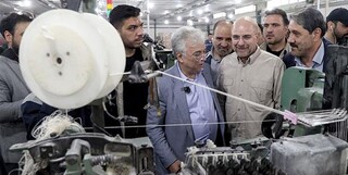 حضور رئیس مجلس در نساجی سیمابافت آذربایجان/ قالیباف: تولید رانتی محکوم به شکست است