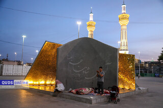 خیابان خوابی مشهدی‌ها پس از زلزله / سوله‌های بحران کجاست؟
