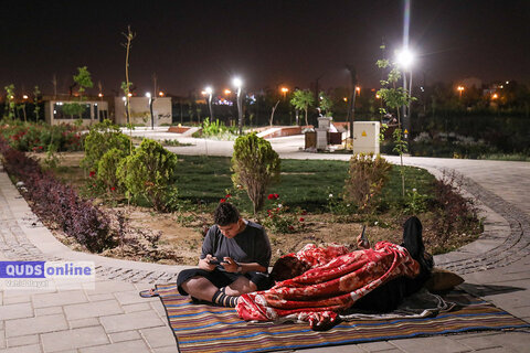 گزارش تصویری Iحضور مردم مشهد در خیابان پس از وقوع زلزله