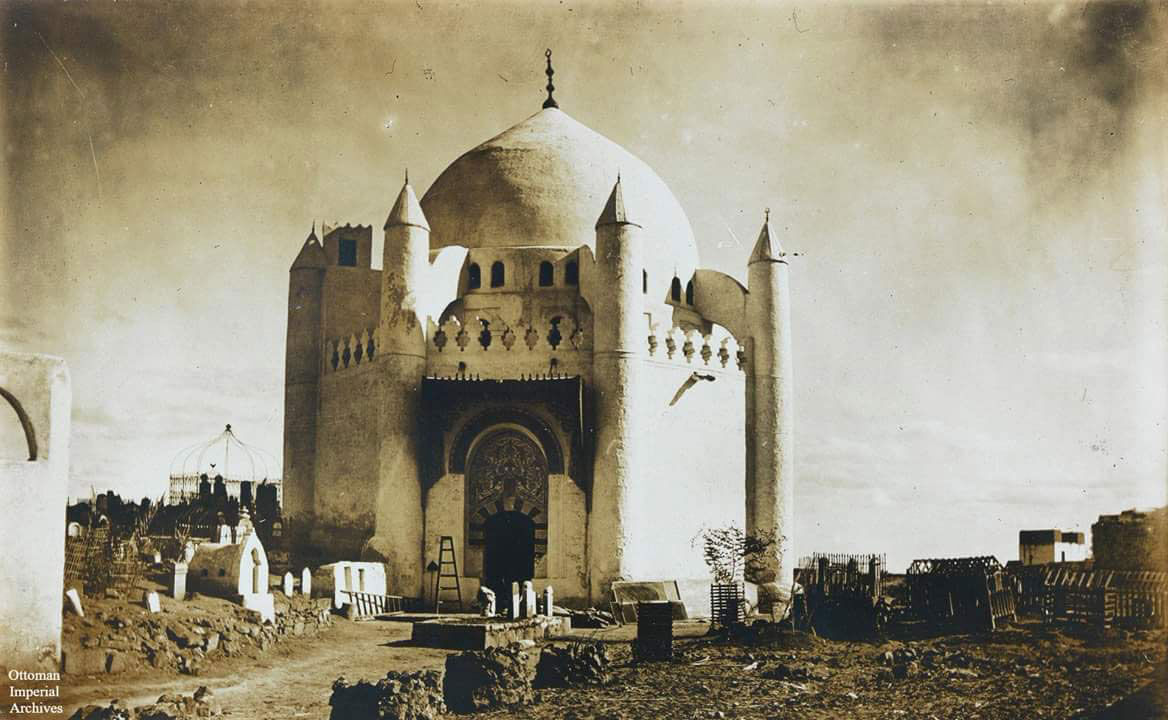 صد سال از تخریب قبور مطهر ائمه(ع) در بقیع گذشت/ بررسی دلایل و جواز قرآنی، عقلی و تاریخی برای ساخت بنا روی قبور اولیای الهی
