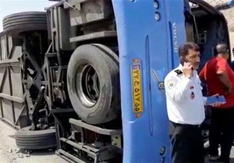 ۲۷ کشته و مصدوم در واژگونی اتوبوس در قزوین / حال ۵ نفر از مصدومان وخیم است