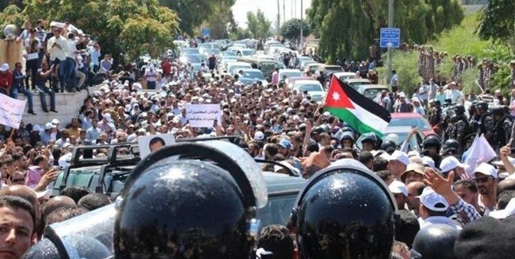 کارشناس مسائل بینالملل: لکه ننگ اتحادیه عرب فقط با بازگشت سوریه به این اتحادیه پاک میشود