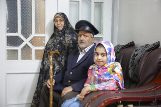 برکت این خانه به مهمان هاست/ روایتی از خانواده آقای «حمید» که ۲۰ سال است پذیرای زائران امام رضا (ع) هستند