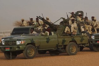 یورش به خانه‌های افسران ارتش سودان/همه شهرها در امنیت و آرامش هستند!