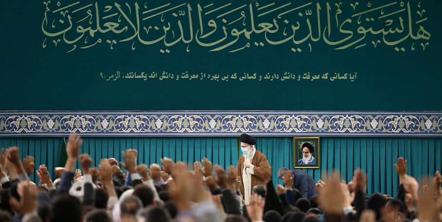 رهبر معظم انقلاب: باید هویت ایرانی و اسلامی و شخصیت ملی را در کودکان کشور زنده کنیم/ دچار بیثباتی در مدیریت آموزش و پرورش هستیم
رهبر معظم انقلاب: باید هویت ایرانی و اسلامی و شخصیت ملی را در کودکان کشور زنده کنیم/ دچار بیثباتی در مدیریت آموزش و پرورش هستیم