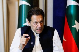 عمران خان بازداشت شد/ وکیل مدافع خان: نخست وزیر سابق پاکستان به شدت زخمی شده است