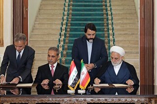 امضای ۲ یادداشت تفاهم همکاری حقوقی و قضایی میان ایران و عراق
