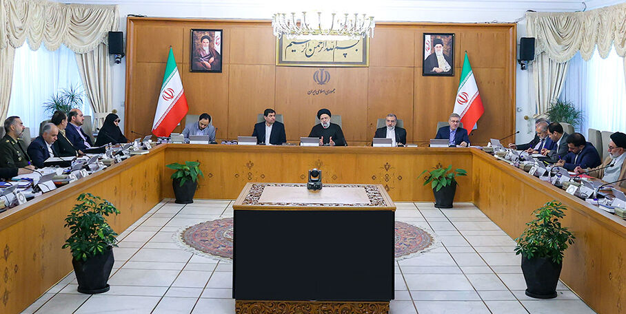 رئیسی:  دستگاه‌ها در تعیین تعرفه کالا و خدمات با ستاد تنظیم بازار هماهنگ باشند/ حمایت از نخبگان در سازمان‌های دولتی ضروری است
