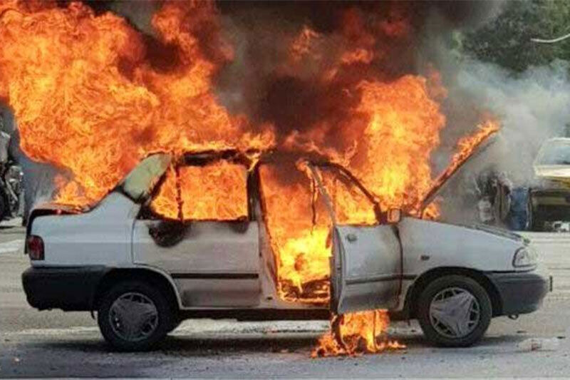یک نفر در آتش سوزی خودرو حامل سوخت قاچاق در گناباد کشته شد