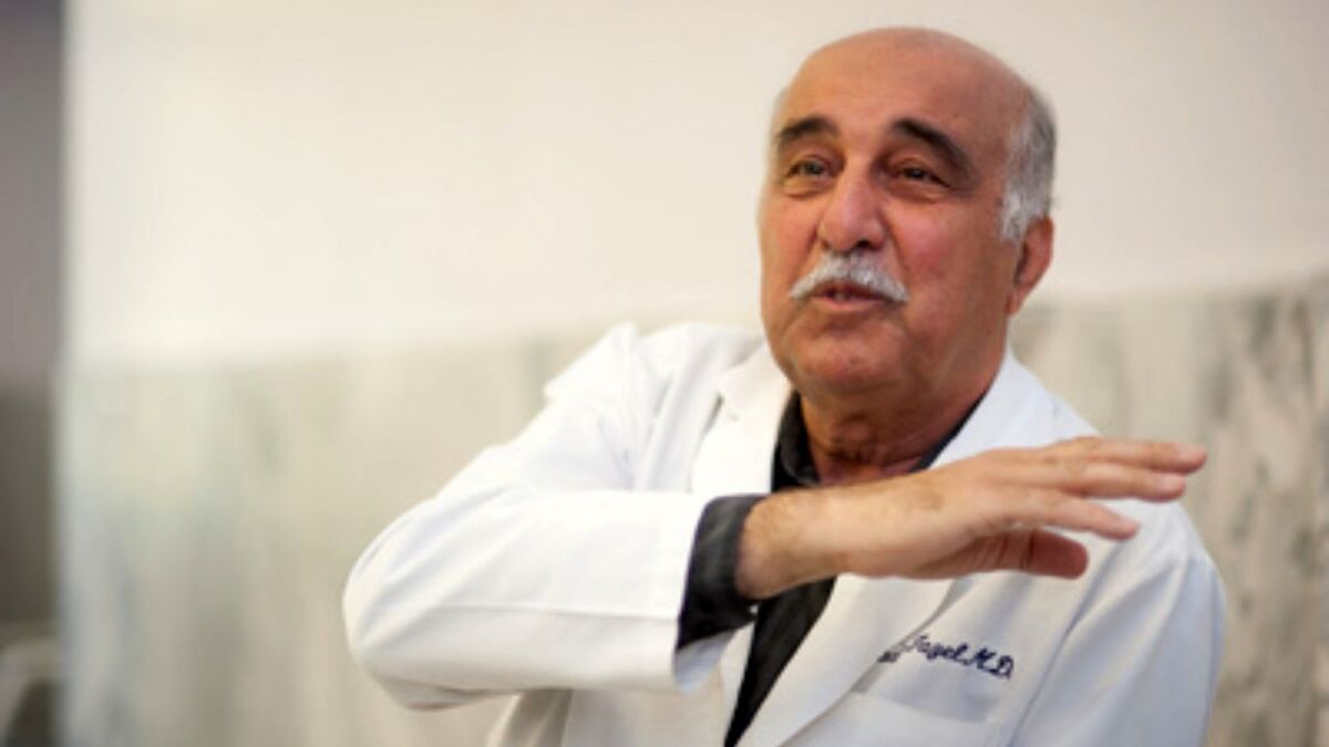 رئیس جامعه جراحان ایران؛ تعرفه‌های پزشکی را باید سازمان نظام پزشکی تعیین کند
