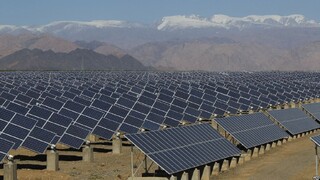 مقدمات احداث چهار نیروگاه خورشیدی و بادی در شهربابک فراهم شد