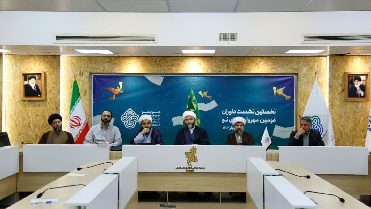 وزیر ارشاد به جمع داوران «مهرواره هوای نو» میآید