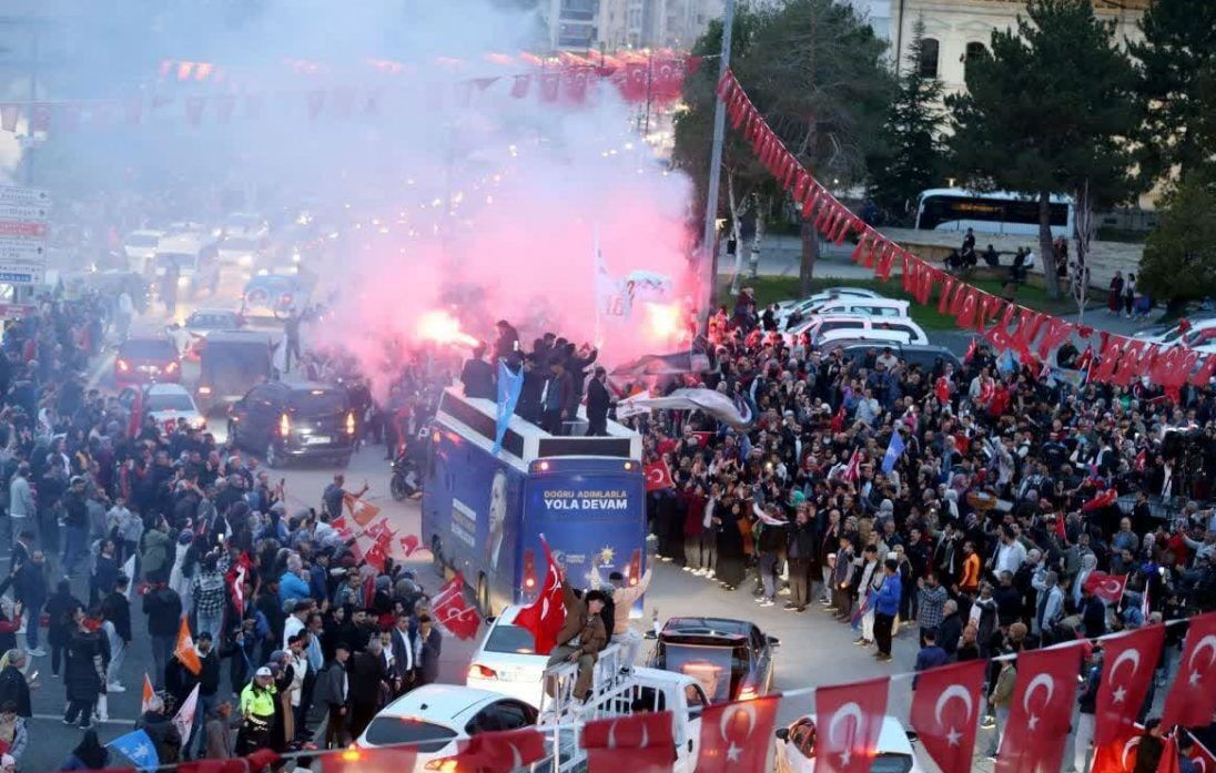 جشنهای پیروزی اردوغان در ترکیه، تلفات بر جا گذاشت