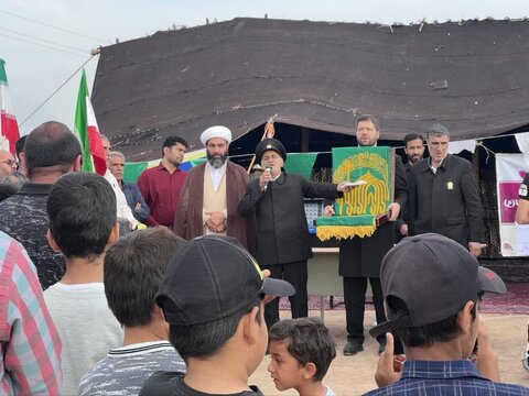 سیاه چادرهای ماهیدشت زیر سایه خورشید