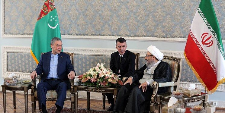 آیت‌الله آملی‌لاریجانی: ایران و ترکمنستان می‌توانند سطح روابط را از وضع کنونی گسترش دهند
