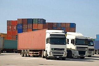 ارزش صادرات کالا به ترکمنستان از مرز لطف‌آباد خراسان رضوی ۱۰۳ درصد افزایش یافت