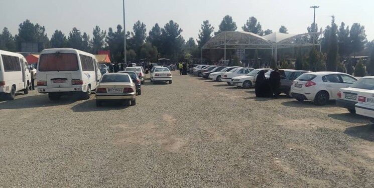آماده سازی پارکینگ‌های بهشت زهرا (س) برای استقرار خودروهای زائرین ۱۲ استان در مراسم ارتحال امام خمینی (ره)
