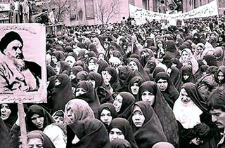 نگاهی به نقش‌آفرینی زنان در قیام ۱۵ خرداد