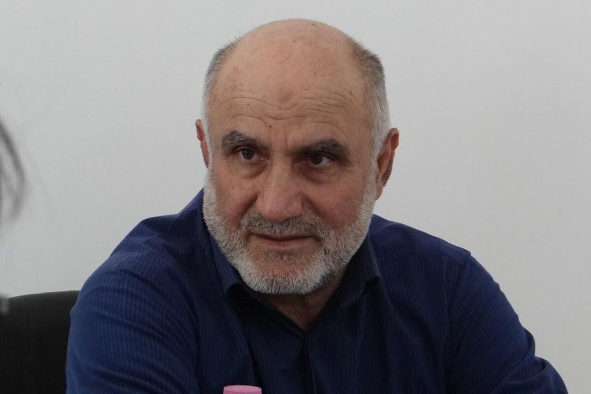 استاندار بوشهر: مدیران استان بوشهر با تلاش شبانه‌روزی به مردم خدمت کنند