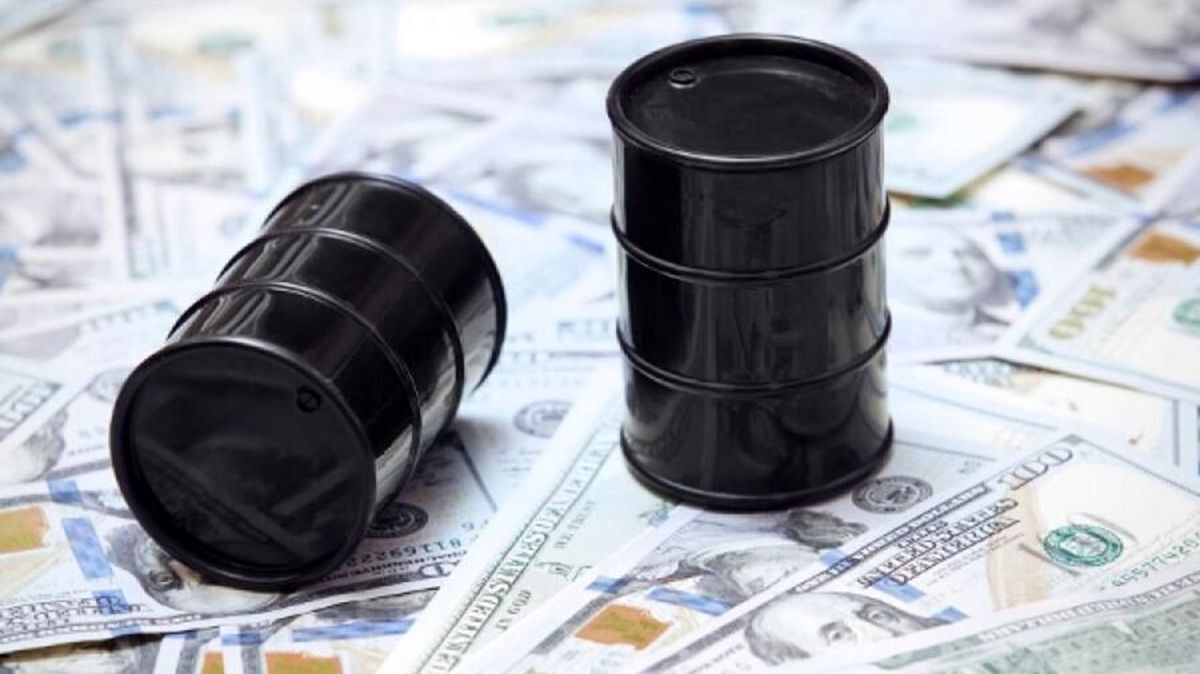 بازاریابی نفت ایران در تالار شیشه‌ای/ تنوع بخشی به صادرات نفت خام از درگاه بورس انجام می شود