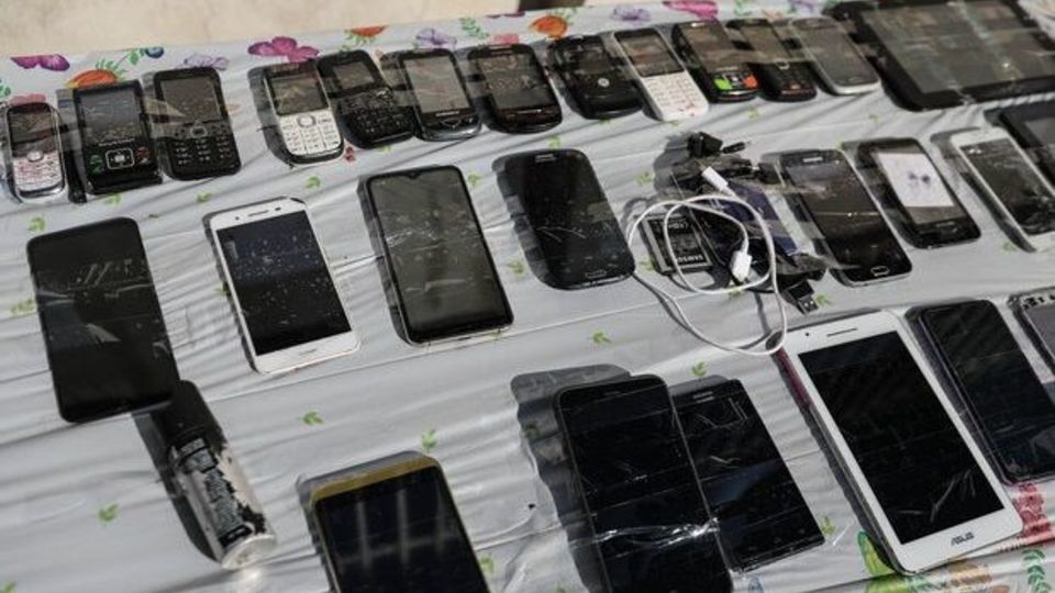 کشف ۵۲۵ دستگاه تلفن همراه قاچاق و سرقتی در تایباد