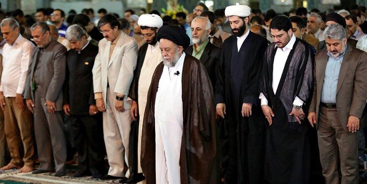 19 دستگاه کشور پاسخ دهند، چرا مسجد خلوت شد و جایگاه امام جماعت اینقدر افت کرد؟
