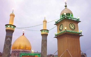 تصاویر غبارروبی ایوان طلای حرم حضرت عباس (ع)/ زیباترین ورودی‌ حرم سقای دشت کربلا را ببینید