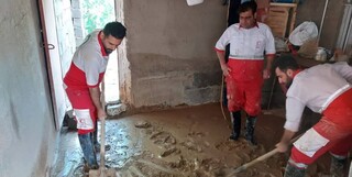 اعزام عوامل عملیاتی هلال احمر شهرستان فیروزکوه به مناطق سیل زده