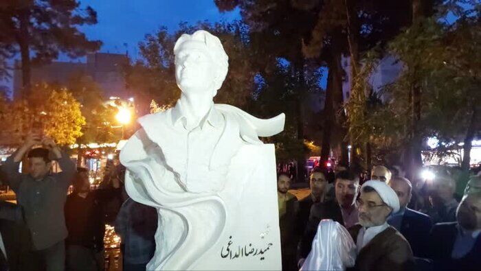 شهید الداغی پهلوان ملت ایران است/رونمایی از سردیس شهید الداغی در سبزوار
