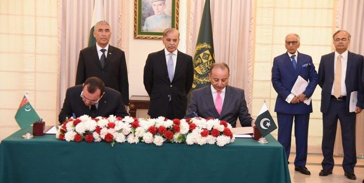 امضای برنامه مشترک ترکمنستان و پاکستان برای تسریع در اجرای پروژه «تاپی»