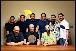 برگزاری یک کنسرت بی‌کلام در برج آزادی

